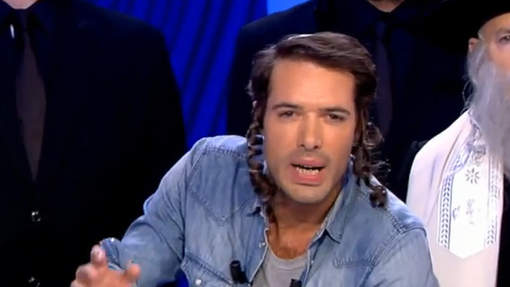 http://www.tribunejuive.info/wp-content/uploads/2014/02/bedos-papillottes.jpg%20