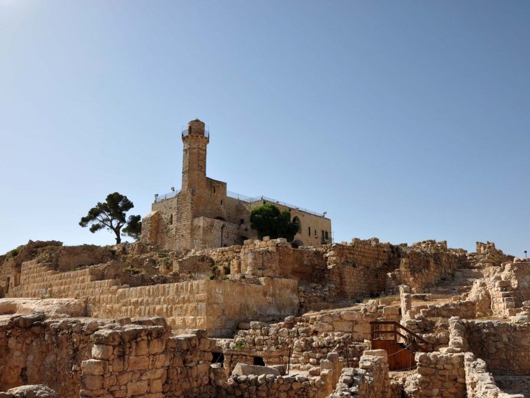 Le sanctuaire du Prophète Samuel dans le village de Nabi Samuel (« le Prophète Shmouel »)