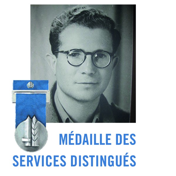 Uriel Hefetz, décoré de la Médaille des Services Distingués