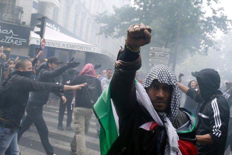 3attaque-de-synagogue-en-France