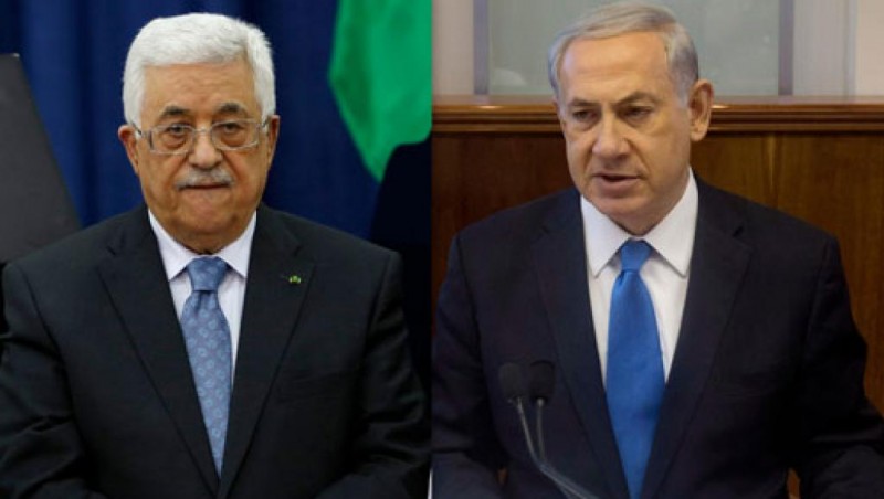 Le Premier ministre israélien (D) a appelé Mahmoud Abbas (G) pour lui souhaiter une bonne fin de ramadan, après plus d'un an de silence. REUTERS/Mohamad Torokman/Sebastian Scheiner/Pool 