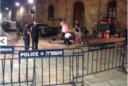 Attentat à la rue Zait à Jérusalem – Crédit photo : Médabrim Batikshoreth