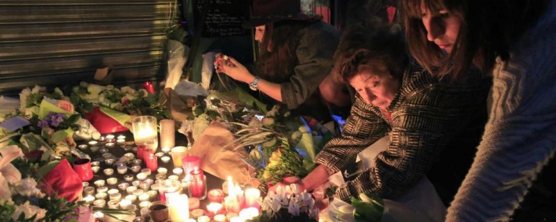 Les attentats de vendredi ont fait au moins 129 morts. ©Pascal Rossignol/Reuters