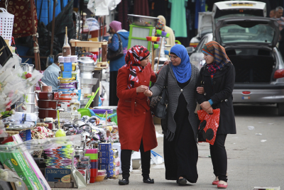Des femmes bédouines au marché de Rahat Crédit Hadas Parush/Flash 90