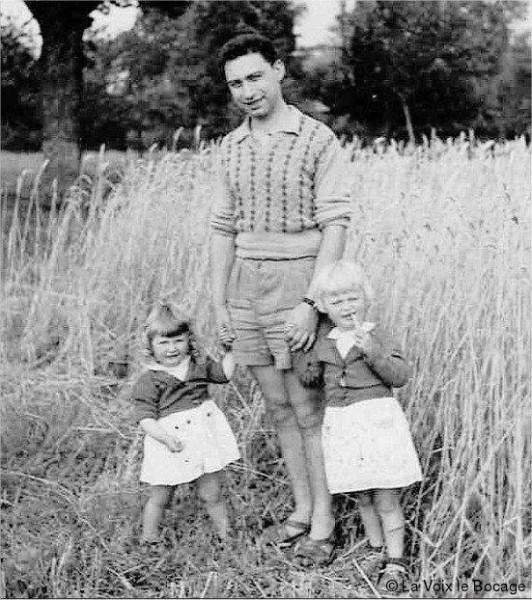 Dans les années 1950, Maurice Etynger revient régulièrement chez ses "sauveurs", les Calbris. Ici avec les filles d’Henri.