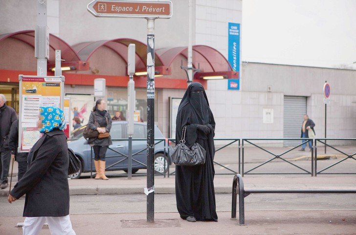 L’islam salafiste, né en Arabie Saoudite et arrivé en Europe dans les années 1980, prétend aujourd’hui incarner l’orthodoxie musulmane. / Julien Lutt/Story Box Photo/Sipa