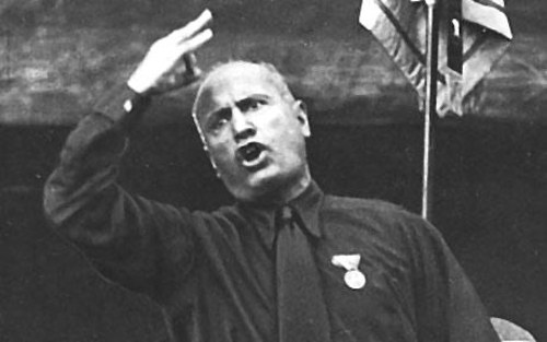 Mussolini, la « matrice secrète de Trump »