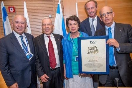 Le Prof. Jacob Frenkel, le Dr. Eli Fischer, le Dr.Monique Barel, le Prof. Francois Heilbronn, et le Prof. Joseph Klafter.