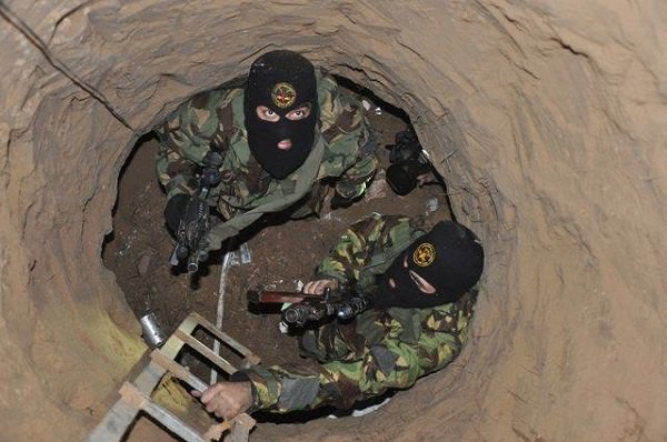 Le Hamas n’a pas abandonné la construction de tunnels terroristes vers Israël depuis la guerre de 2014