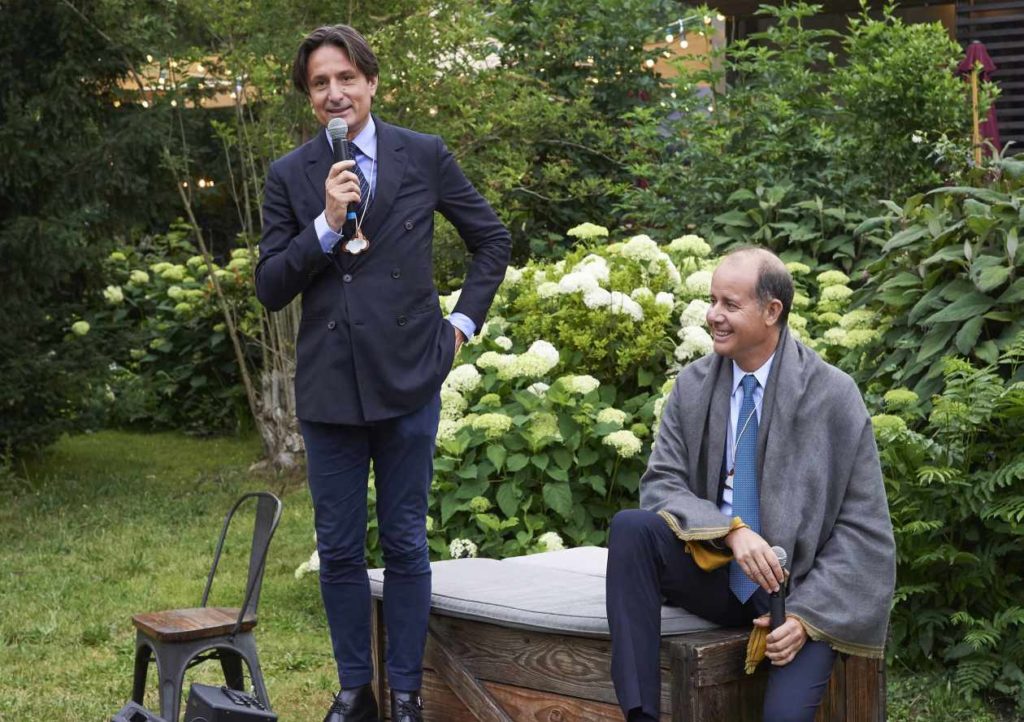 Axel Dumas, le gérant d’Hermès, et son cousin Pierre-Alexis Dumas, directeur artistique de la société et fils de l’ancien président Jean-Louis Dumas, en 2021.