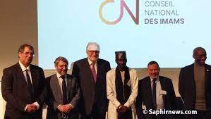 Conseil national des imams : un lancement en fanfare sur fond de crise au  sein du culte musulman